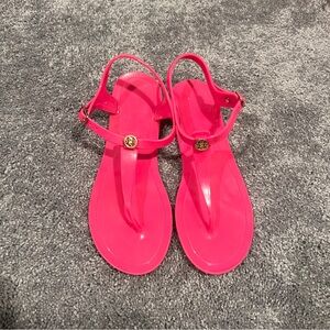 Nicole Miller Pink T-Strap Sandals Glossy Finish